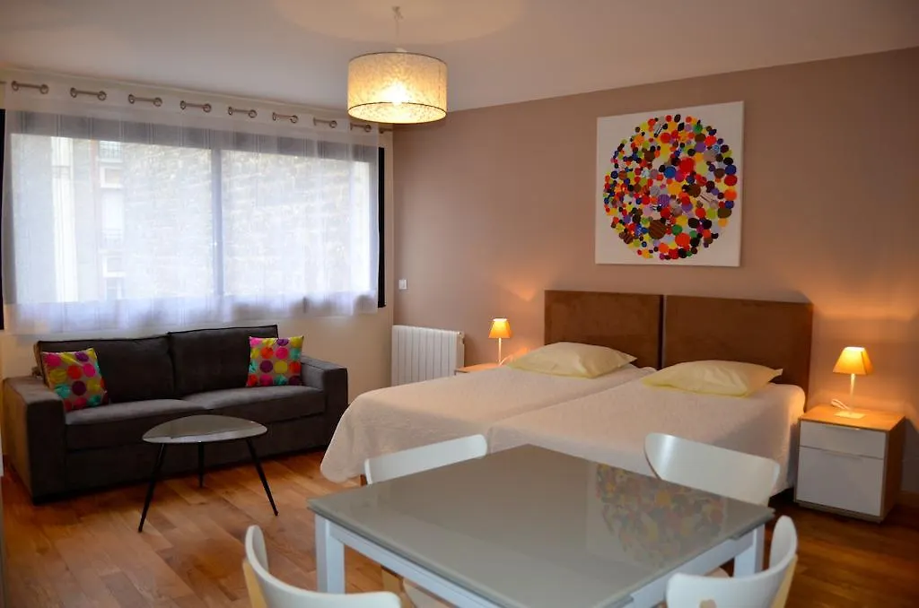Apartment Du Moulin Rouge *